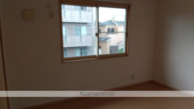 リビングタウン三ッ木 ABの内装写真