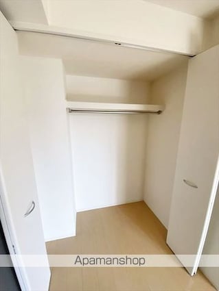 ヴィルヌーブカノン[1LDK/35.03m2]の収納