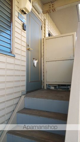 駒金屋11の玄関写真