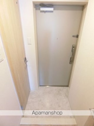 ＲＹＯＧＯＫＵ　ＳＴＡＴＩＯＮ　ＲＥＳＩＤＥＮＣＥ[1DK/40.3m2]の玄関