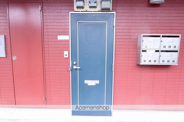 アクシスIIの玄関写真