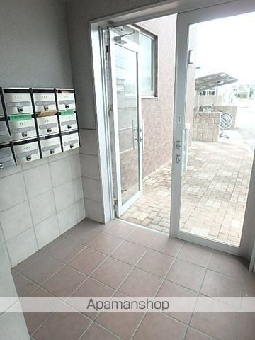 ルシード池田の玄関写真