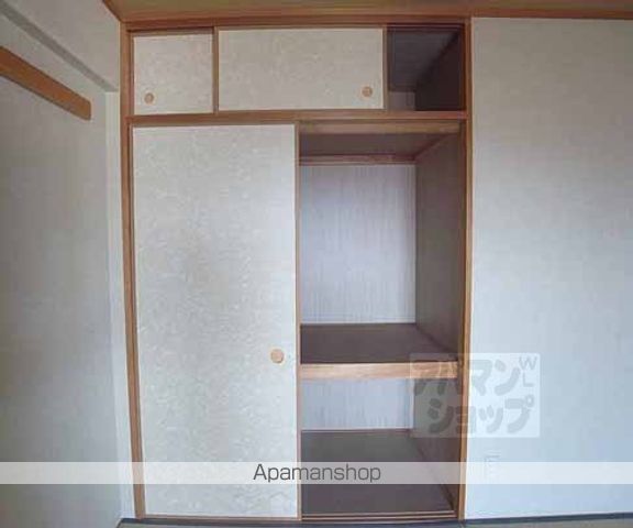 ハーティス山科御陵A棟の内装写真