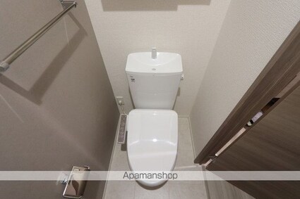ＤーｒｏｏｍＣＶＩＩＩ[1LDK/38.54m2]のトイレ