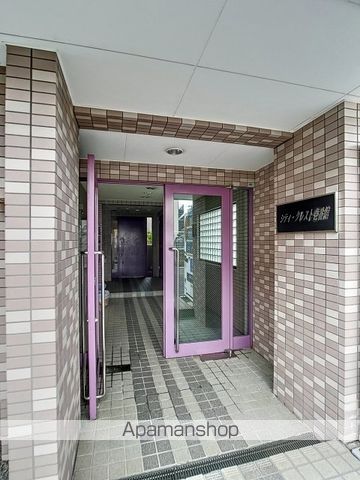 シティクレスト壱番館の玄関写真