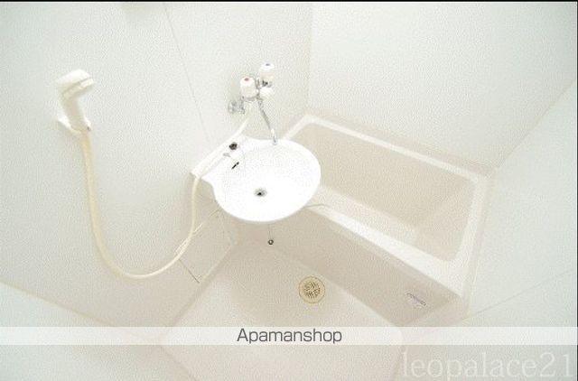 レオパレスクレセント山越の内装写真