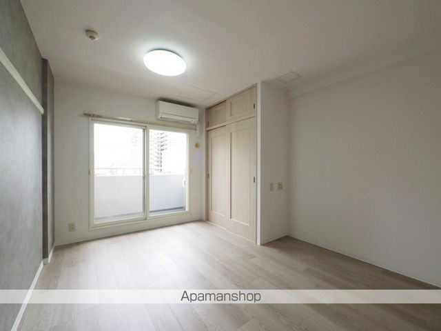 CANVASSすすきのの内装写真