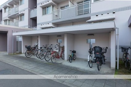 サンコート屋島[3LDK/69.67m2]の共用部3