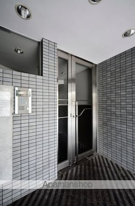 東京都板橋区高島平１丁目[1R/18.99m2]のエントランス