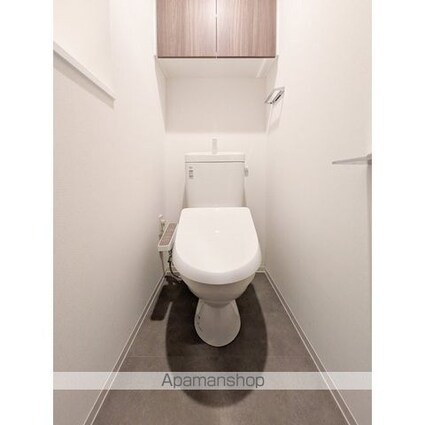 コンフォリア・リヴ平井ＭＵＴＩＯ[1DK/26.32m2]のトイレ