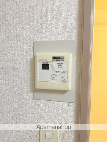 フォーレスト中百舌鳥の内装写真