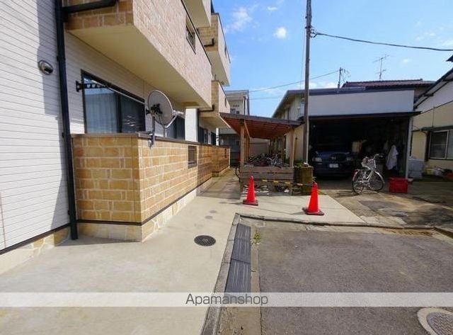 VILLA OCEAN COURTの外観写真