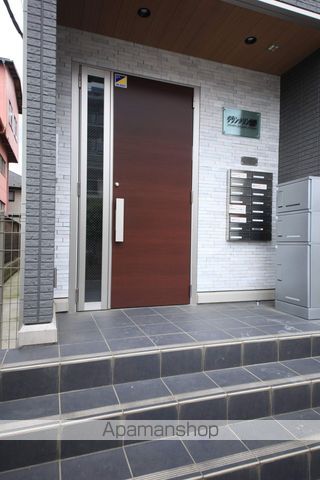 グランメゾン北野の玄関写真