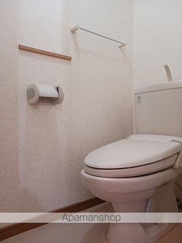 松山市 2階建 築22年の内装写真