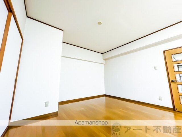 シャルマンコーポ土居[3LDK/66m2]の内装5
