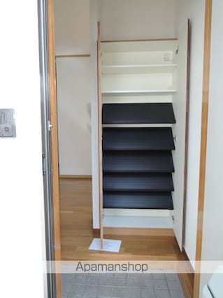 アルカ[1R/21.7m2]の玄関