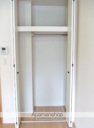 ロイヤルガーデン・タカギ[1K/24.78m2]の収納