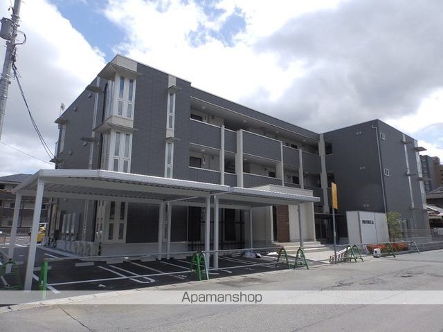 PRESTIGEA72 A棟の外観写真