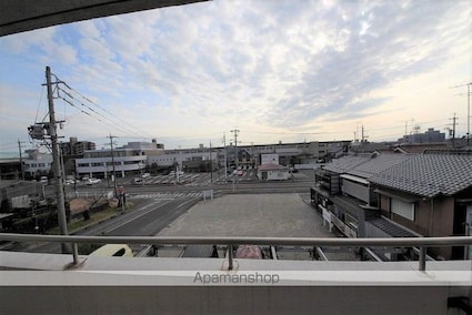 グランドパレス加納[3LDK/66.6m2]の周辺1