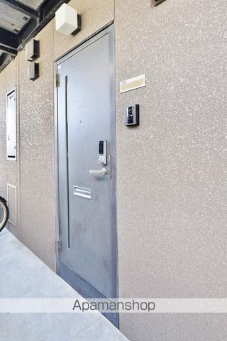 第34愛日ハイツB棟の玄関写真