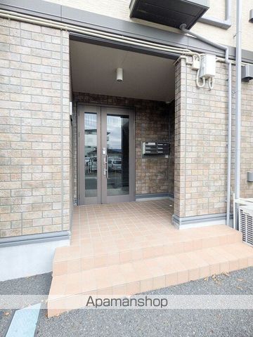 アサミエレガンスの玄関写真