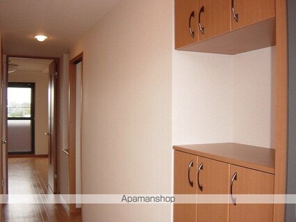 イースト　ステージ[1LDK/51.3m2]の玄関