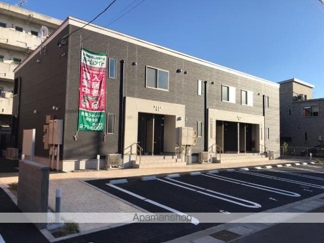 岐阜市島田西町のアパートの外観1