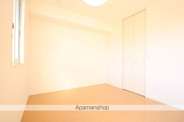 ロイヤルエストIIIの内装写真