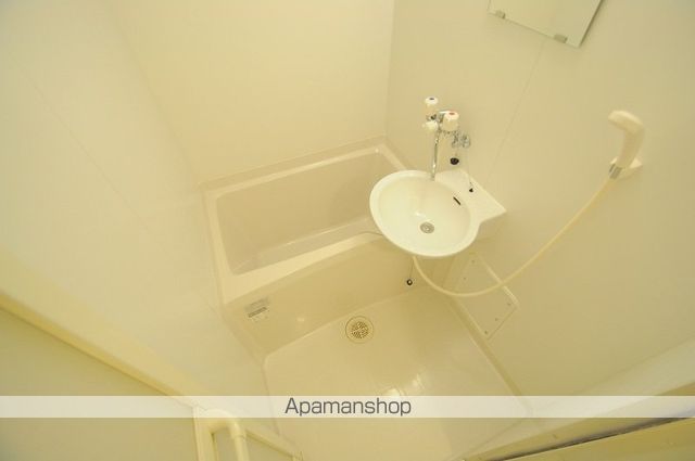 レオパレスシェソワ中通の内装写真