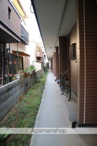 コムズスクエア西禁野の玄関写真