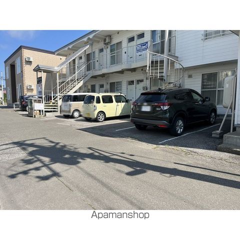 ホワイトハイツの外観写真