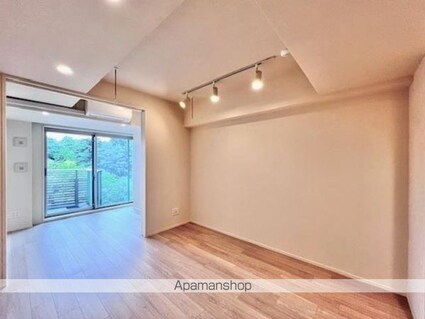 Ｂｒｉｌｌｉａ　ｉｓｔ　千駄ヶ谷[1DK/31.14m2]のリビング・居間1