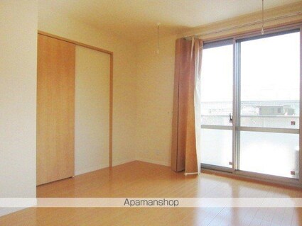 長野県長野市安茂里小市１丁目[2LDK/67.14m2]の内装1