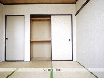 ＴＯＢＵハイツ[2K/33m2]の収納