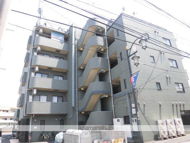 トラットリアK&Mの外観写真