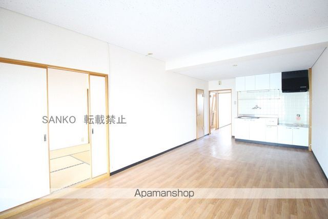 コスモロイヤル東苗穂Bの内装写真