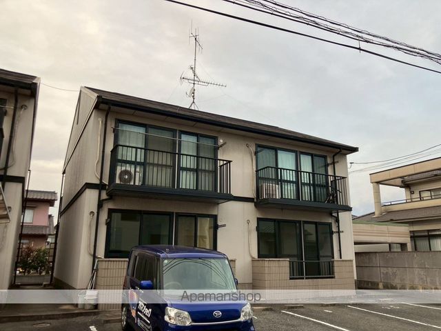 ツインスターハイム A棟の外観写真
