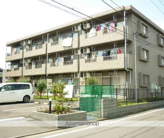 平塚市 3階建 築21年の外観写真