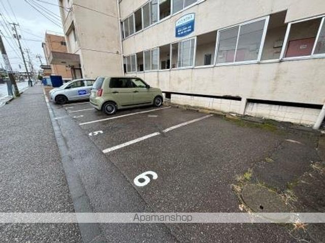 メゾンカフカスのその他写真