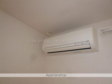 ＧＲＡＮＤＩＲ　ＴＨＲＥＥ　ＯＮＥ[1K/26.3m2]の内装5