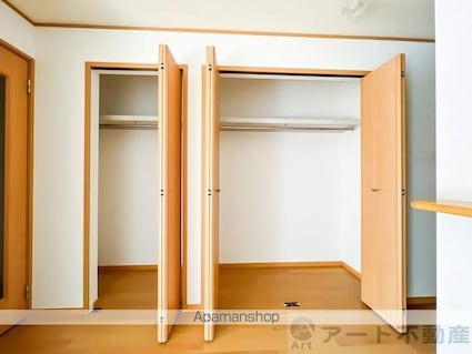 ベルコリーヌ・Ｎ　Ⅰ[1LDK/46.49m2]の収納