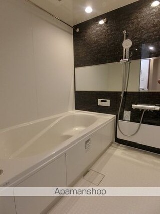 ＤーＲＯＯＭ柏木２丁目[1LDK/41.11m2]のバス