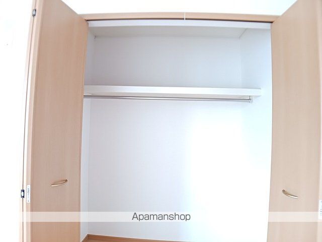 ジェネシスIの内装写真