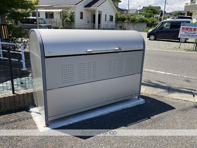 スクエアヒルズBの内装写真