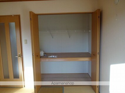 アーバンビレッジ鴨部Ⅱ[2DK/50.4m2]の収納