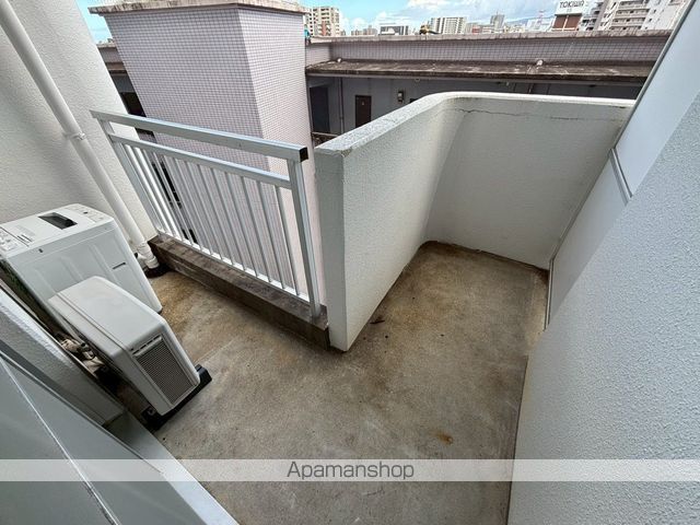 シーラカンスの内装写真