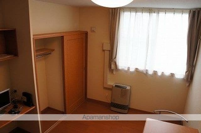 レオパレスファミリアIIIの内装写真