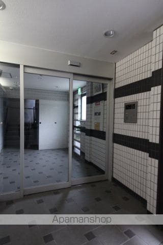 パリオ荘園の玄関写真