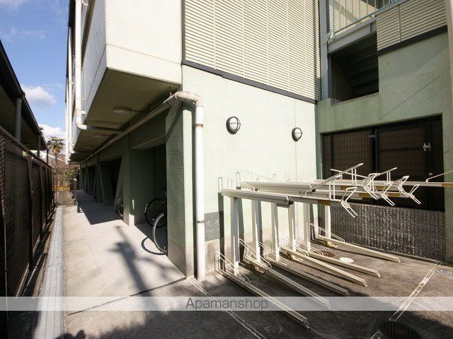 シャンヴェルジェ豊中IIの玄関写真