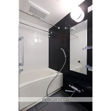 コンフォリア東陽町[1K/25.24m2]のバス